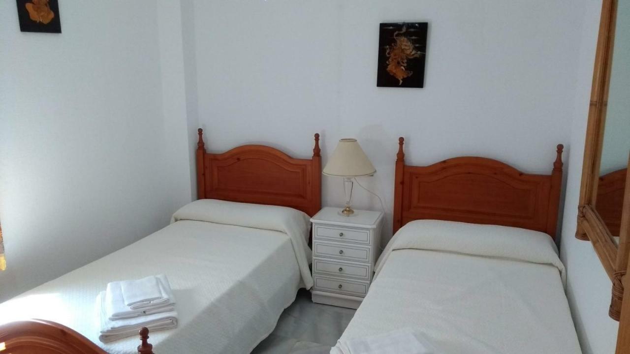Nerja Solymar Apartment Luaran gambar