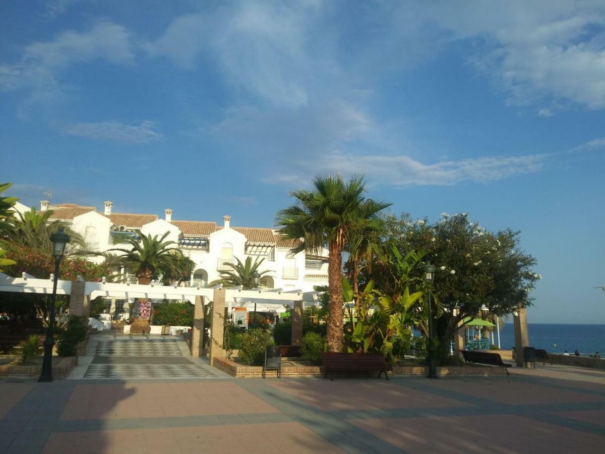 Nerja Solymar Apartment Luaran gambar